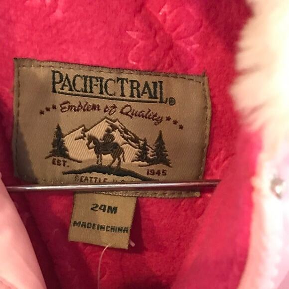 Pacific Trail Girl's Jacket & Snowpants - Picture 4 of 10